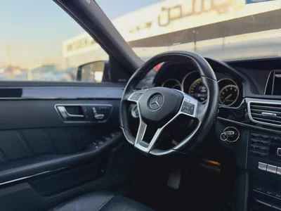 Mercedes Benz E63 AMG-8