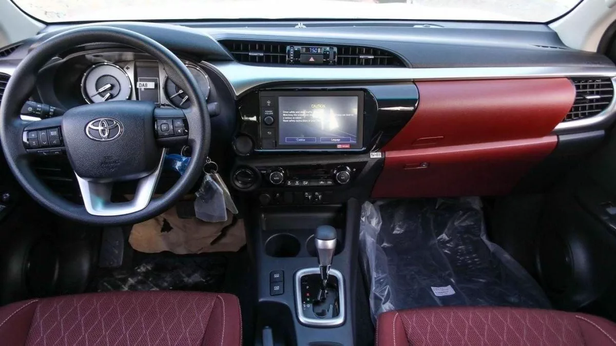 Toyota Hilux SGLX HILUX 2.7 AT-11-0