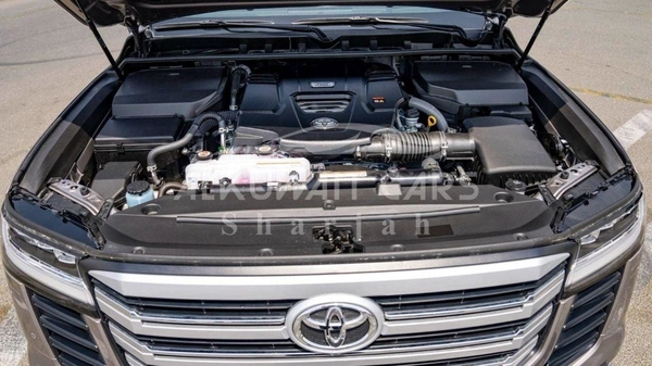 Toyota Land Cruiser TOYOTA LAND CRUISER LC300 VXR 3.3D AT MY2025