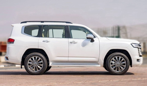 Toyota Land Cruiser LAND CRUISER VXR 3.3L DIESEL 2025