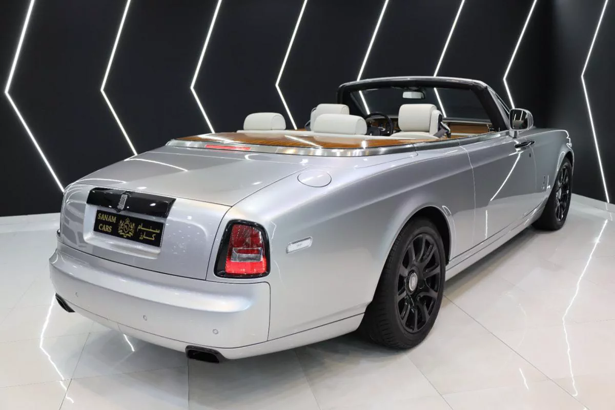 Rolls-Royce Phantom Drophead-2-2