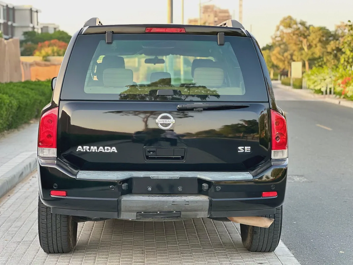 Nissan Armada SE 2009 | GCC Specs | Well Maintained Family SUV-5-5