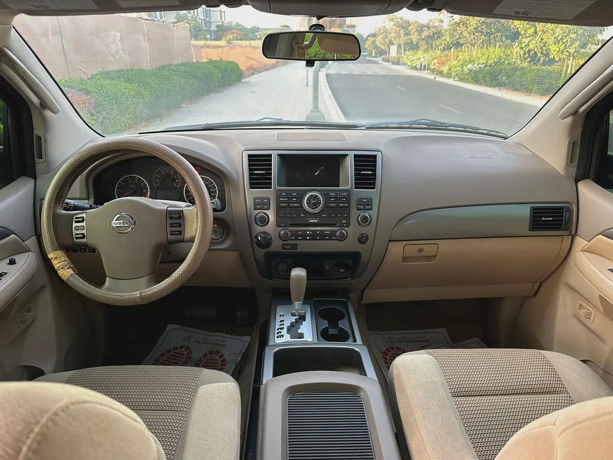 Nissan Armada SE 2009 | GCC Specs | Well Maintained Family SUV-10-10