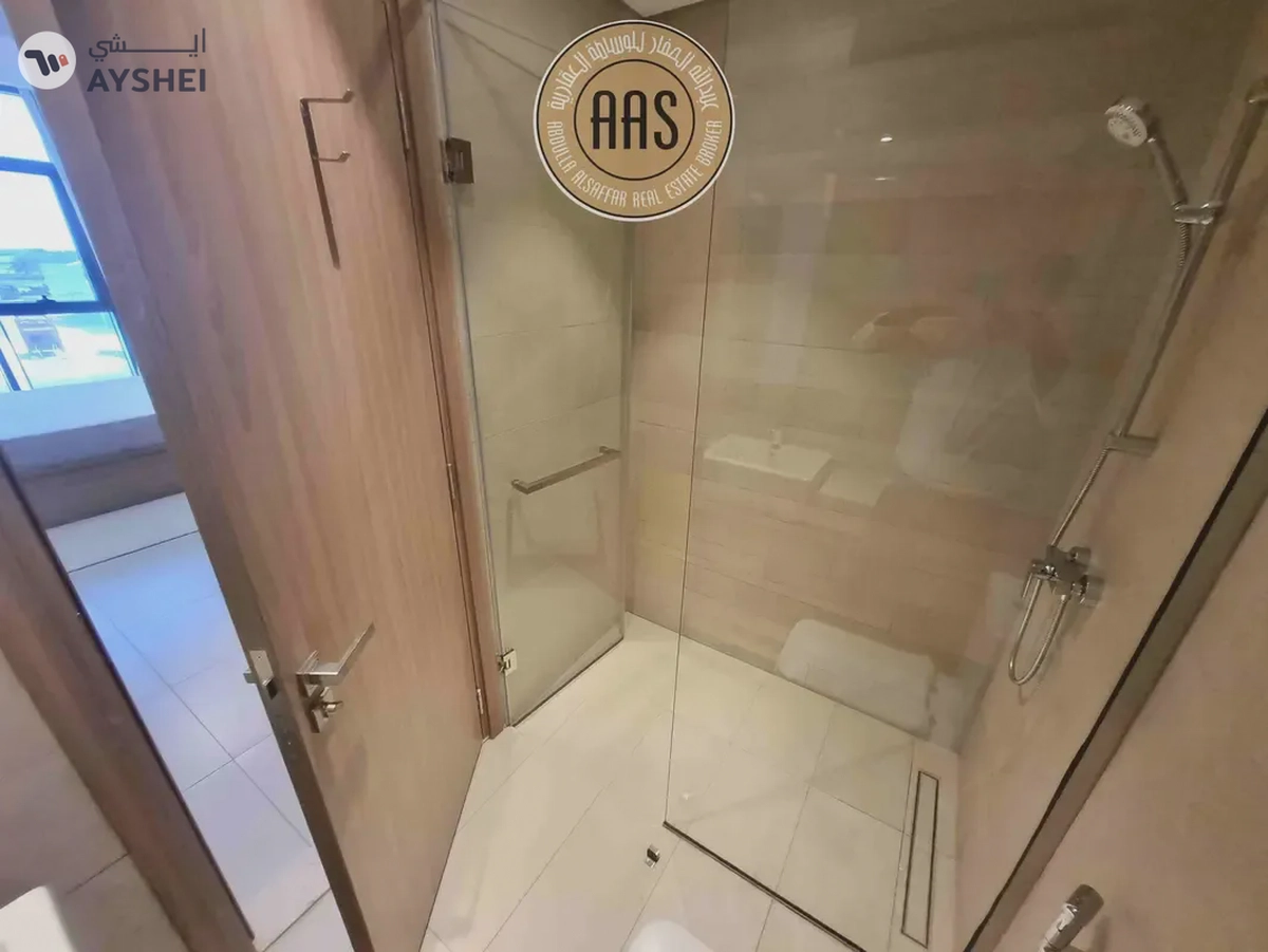 Unfurnished | Spacious Layout | Kitchen Appliances | Rent 105k-11-11