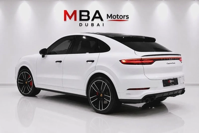 Porsche Cayenne Turbo Coupe 2020 - GCC Specs - Full Service Record-4