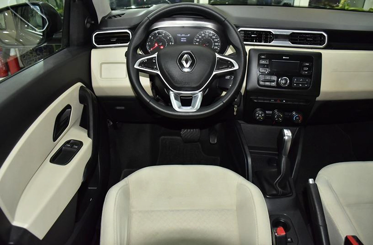 Renault Duster ( 2020 Model ) in Brown Color GCC Specs