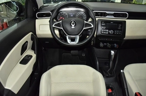 Renault Duster ( 2020 Model ) in Brown Color GCC Specs