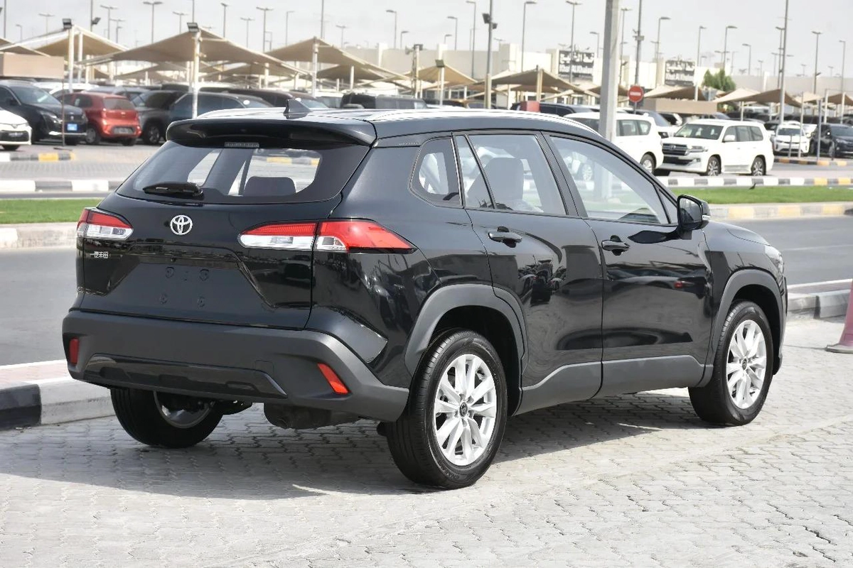 COROLLA CROSS 2025 | BLACK-11-11