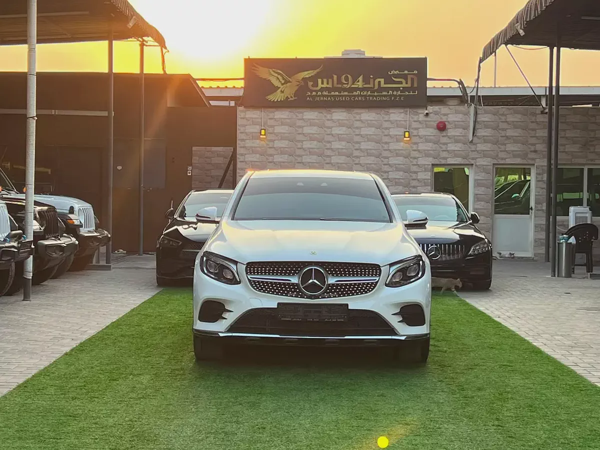 مرسيدس GLC 250 4MATIC موديل 2018 | خليجي GCC | محرك 2.0L تيربو | Mercedes GLC 250-3-3