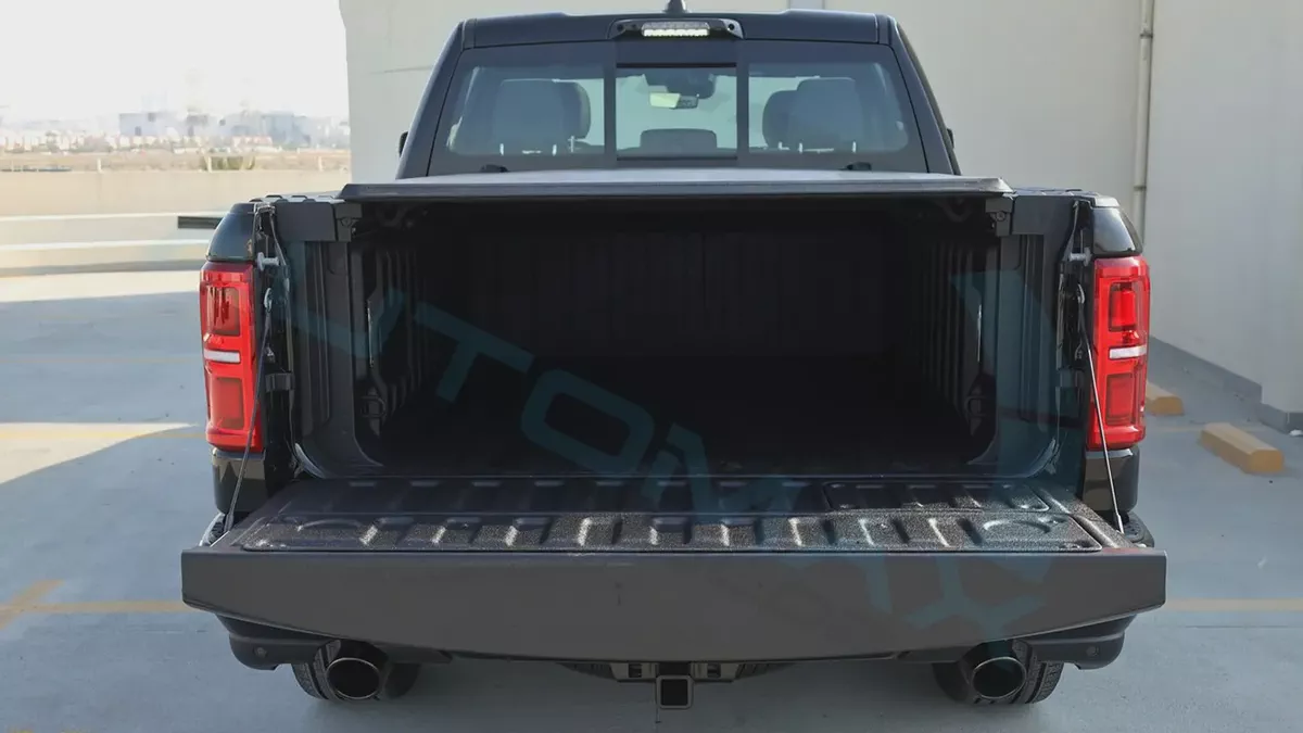 ( For Export / V8 5.7L ) 2026/2026 RAM 1500 Limited Crew Cab eTorque GCC BRAND NEW-18-18