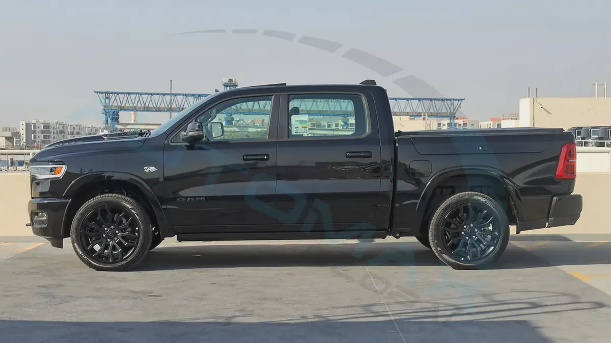 ( For Export / V8 5.7L ) 2026/2026 RAM 1500 Limited Crew Cab eTorque GCC BRAND NEW-19-19