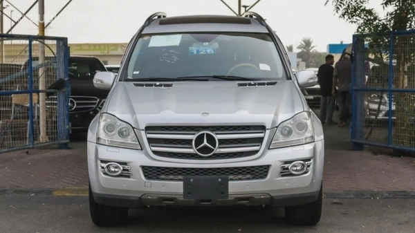 Mercedes Benz GL550