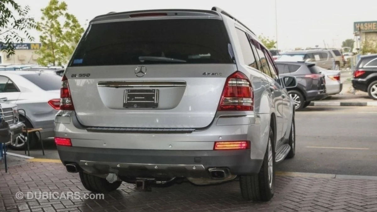 Mercedes Benz GL550