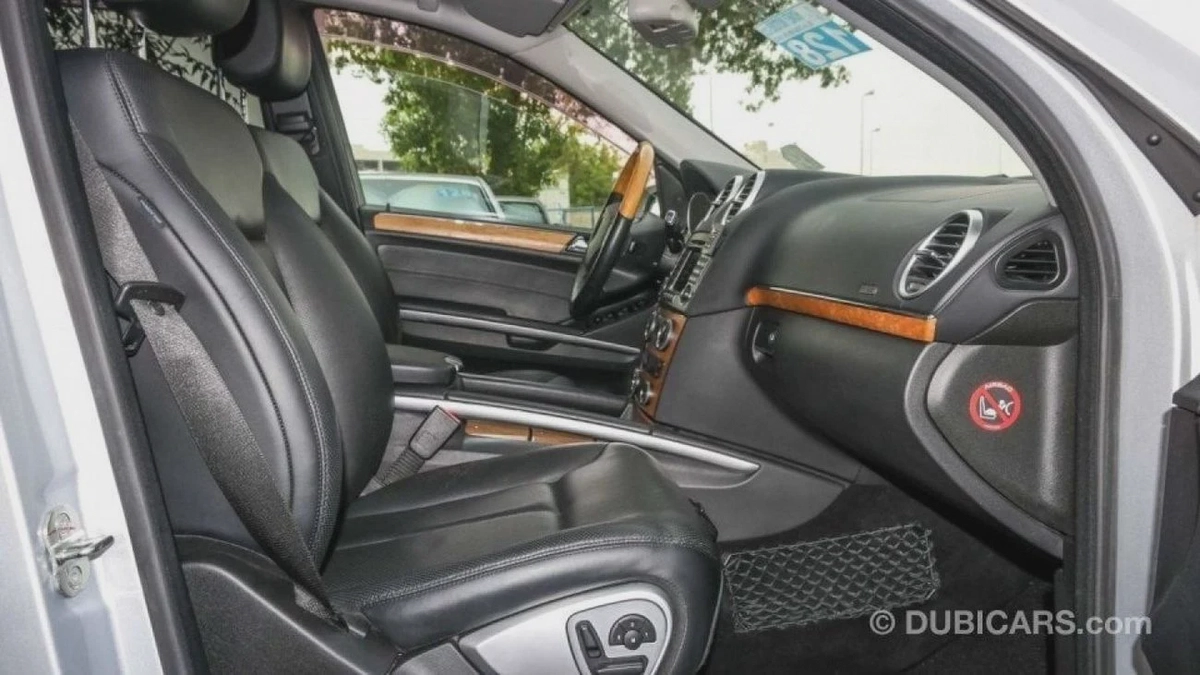 Mercedes Benz GL550