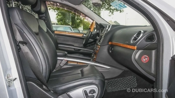 Mercedes Benz GL550