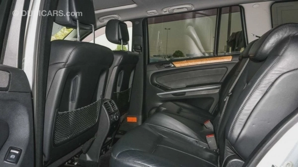 Mercedes Benz GL550