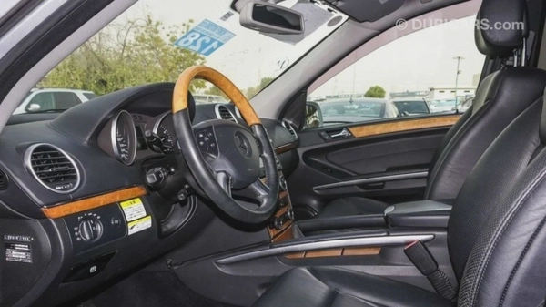 Mercedes Benz GL550