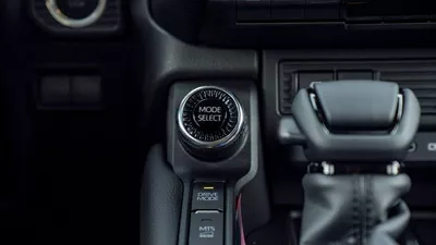 Toyota Prado VXR 250 WX 2.4P AT ADVENTURE MY2025– BLACK-14