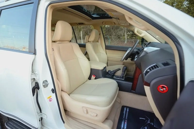 Prado VXR | GCC Specs | REF#T97337-10