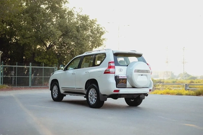 Prado VXR | GCC Specs | REF#T97337-4