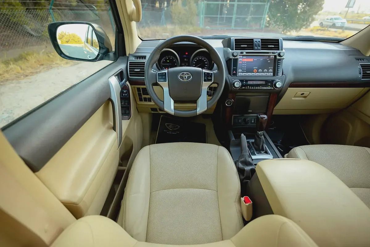 Prado VXR | GCC Specs | REF#T97337-8-8