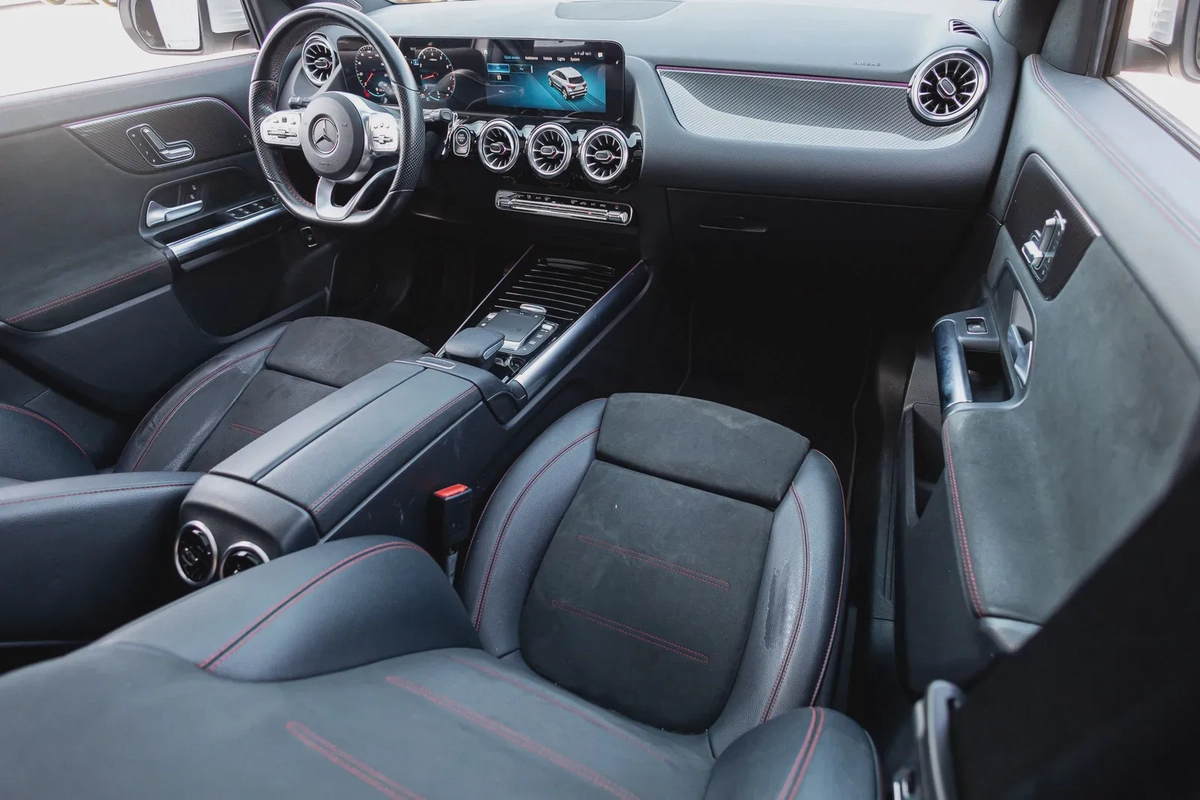 Mercedes-Benz GLA 200 2021-5-5