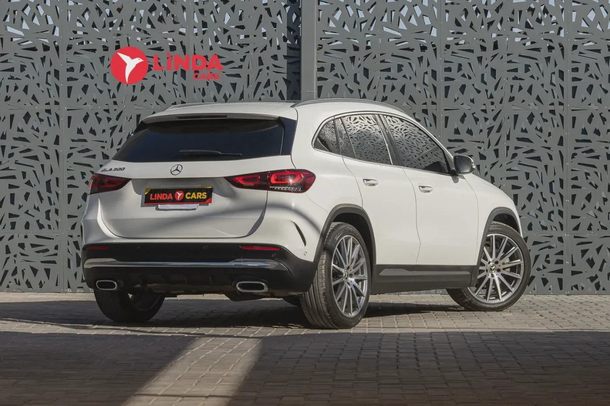 Mercedes-Benz GLA 200 2021-18-18