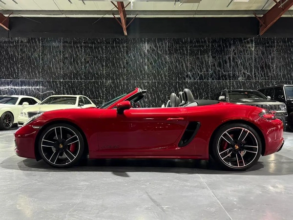 GCC | Full PPF by Porsche | Ceramic Coating | Ali E Sons Warranty 2030 | Ali E Sons Service 2028
