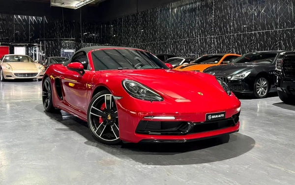 GCC | Full PPF by Porsche | Ceramic Coating | Ali E Sons Warranty 2030 | Ali E Sons Service 2028