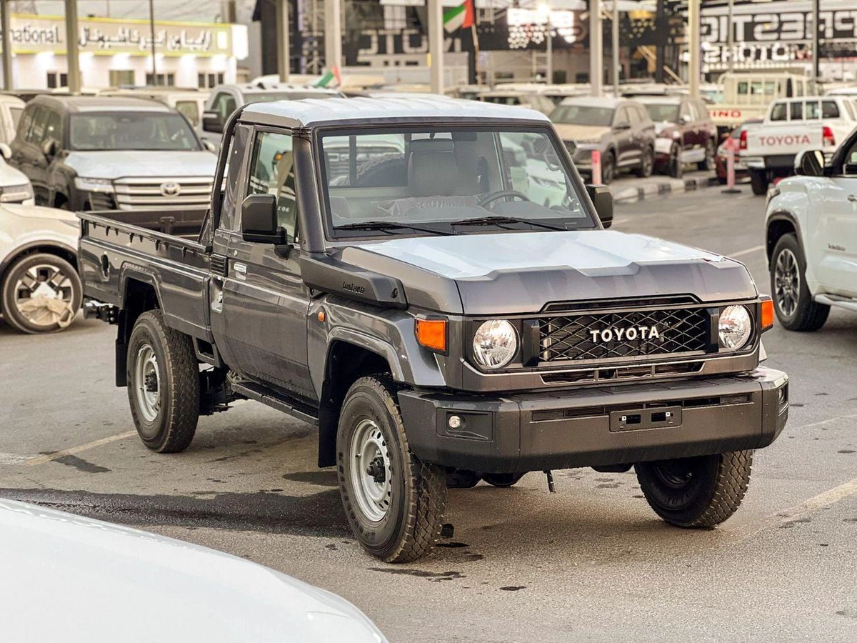 Toyota Land Cruiser Pick Up 4.0L V6 STD-E EXPORT ONLY - TOYOTA LC79 4.0L STD-E-2-0