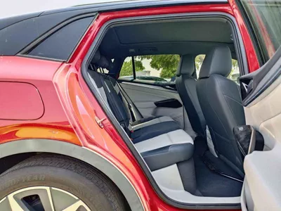 Volkswagen ID.4  CROZZ PRO / ELECTRIC / 360 CAMERA / HEAD UP DISPLAY / PANORAMIC ROOF (CODE # ID4P-D)-10