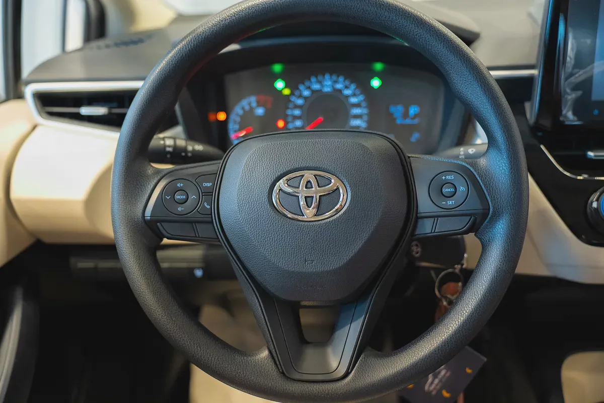 TOYOTA COROLLA 1.6 GCC MODEL 2026 XLI-11-11