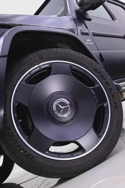 2027 G63 MANUFAKTUR EDITION + CARBON INTERIOR + 5 YEARS DEALER WARRANTY + SERVICE CONTRACT-6