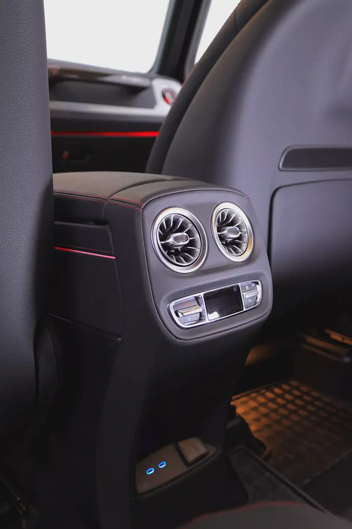 2027 G63 MANUFAKTUR EDITION + CARBON INTERIOR + 5 YEARS DEALER WARRANTY + SERVICE CONTRACT-13-13