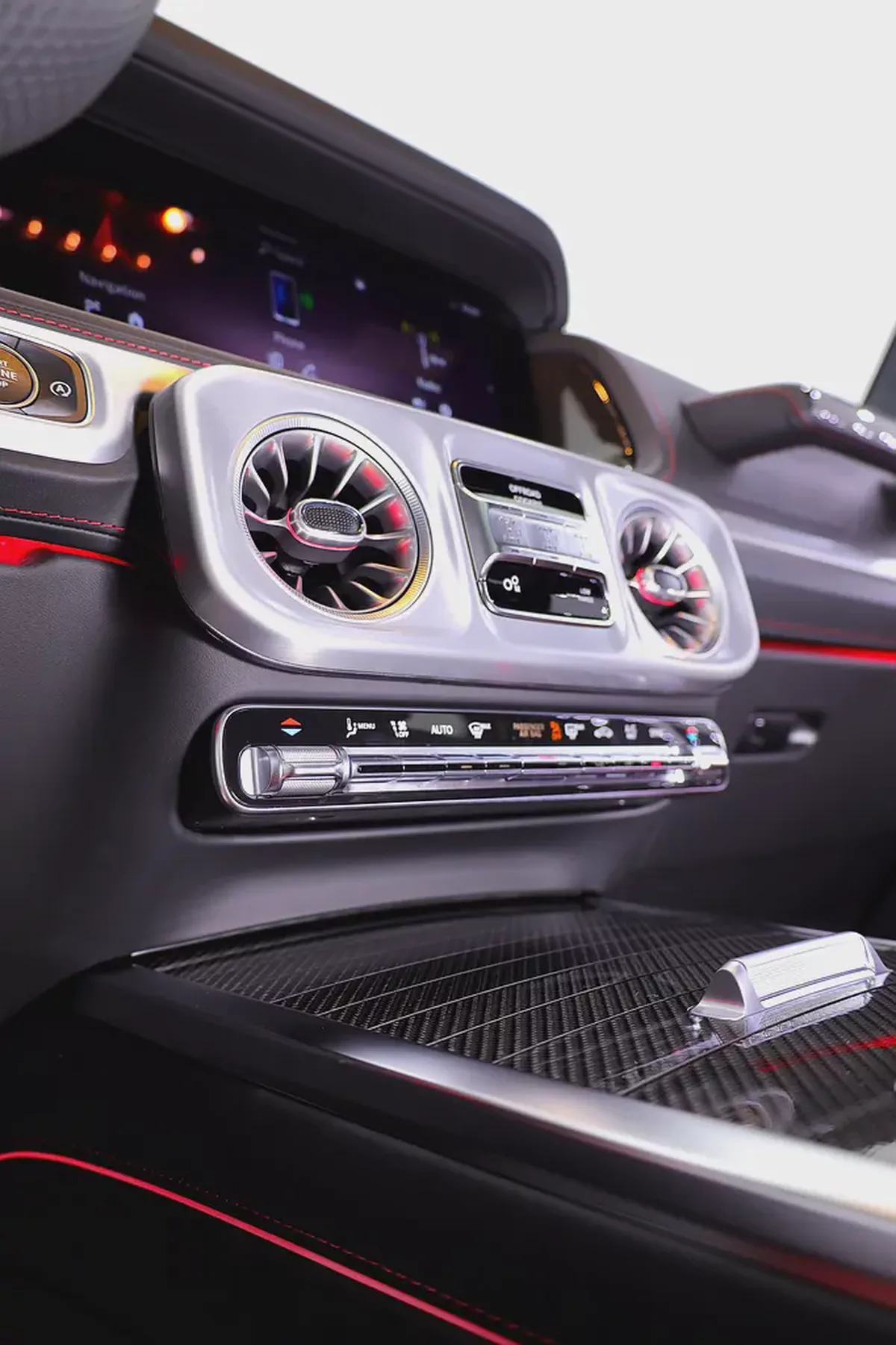 2027 G63 MANUFAKTUR EDITION + CARBON INTERIOR + 5 YEARS DEALER WARRANTY + SERVICE CONTRACT-18-18