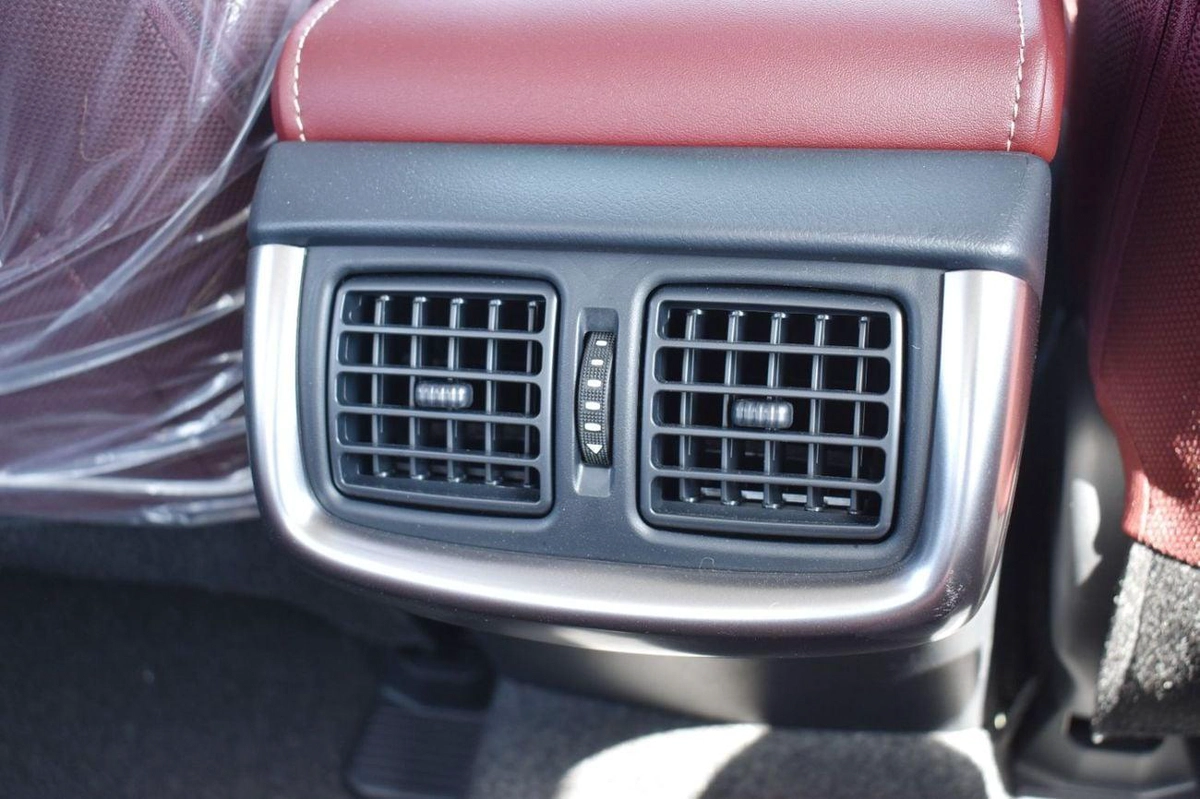 Toyota Hilux SR5 2.7L V4 PETROL MANUL-14-0