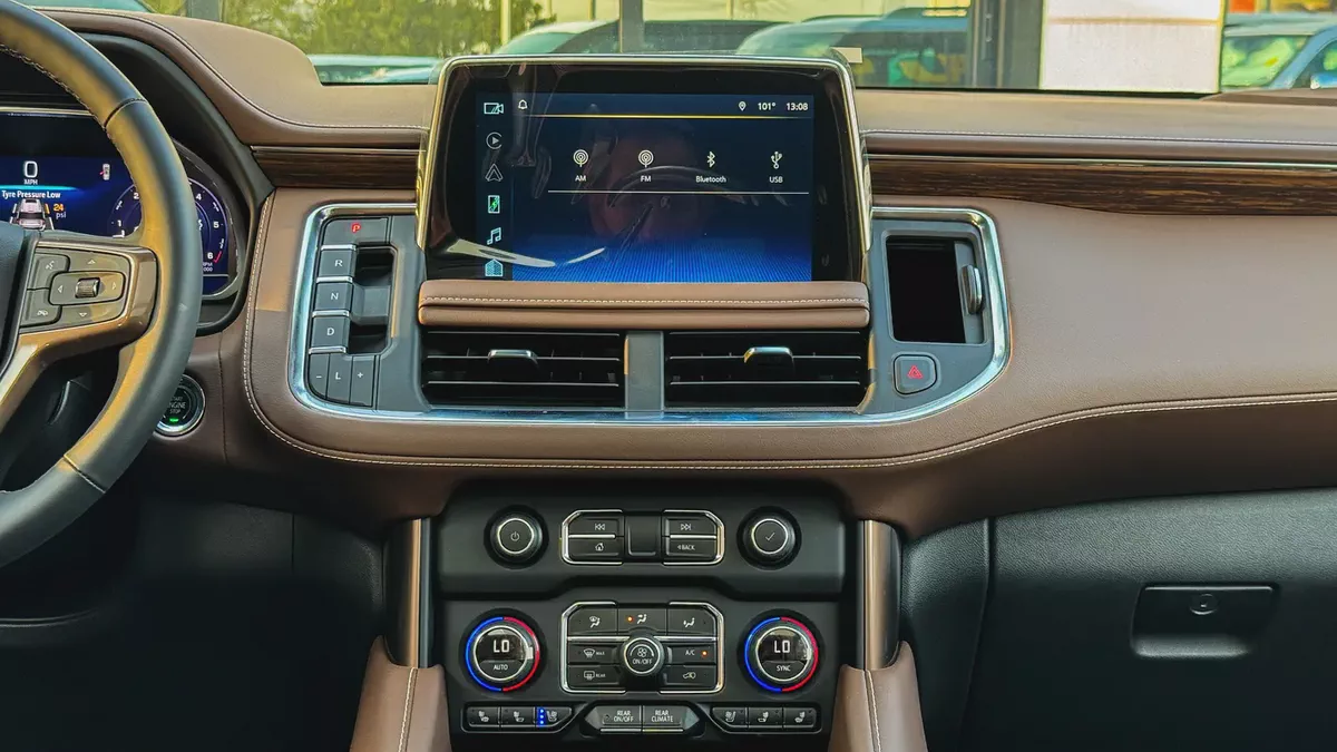 2023 Chevrolet Tahoe High Country American Specs 0Kms 6.2L V8-15-15
