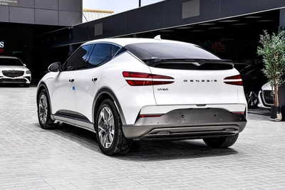Genesis GV60 Electric 2022 | Korean Specs | Clean Title | 26K KM | White | جينسس GV60 كهرباء 2022 وا-16