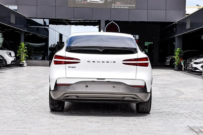 Genesis GV60 Electric 2022 | Korean Specs | Clean Title | 26K KM | White | جينسس GV60 كهرباء 2022 وا-8