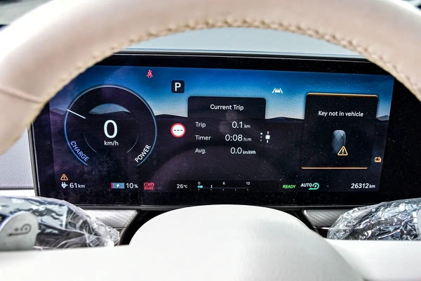 Genesis GV60 Electric 2022 | Korean Specs | Clean Title | 26K KM | White | جينسس GV60 كهرباء 2022 وا