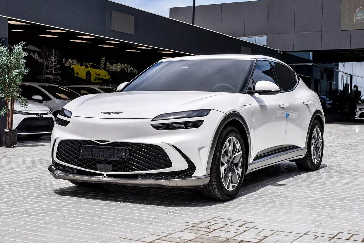 Genesis GV60 Electric 2022 | Korean Specs | Clean Title | 26K KM | White | جينسس GV60 كهرباء 2022 وا-0-0