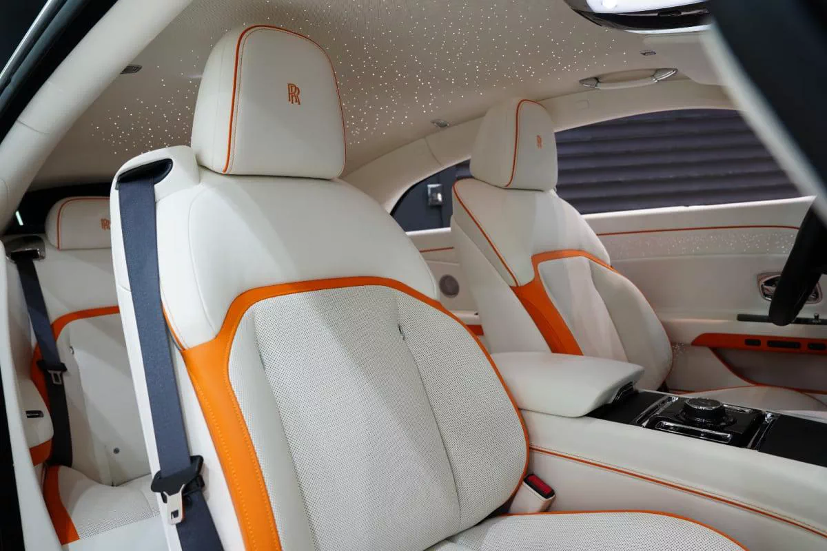 Rolls-Royce Spectre-10-10