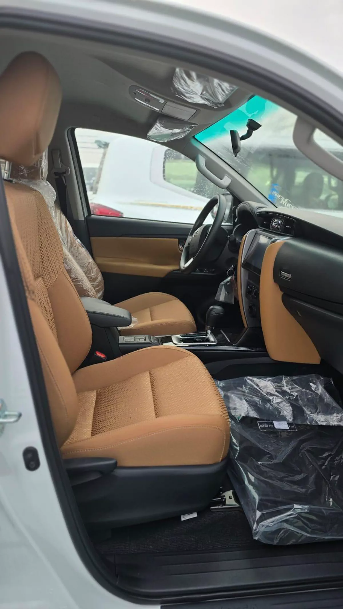 TOYOTA FORTUNER 2.7L PETROL 2026-6-6