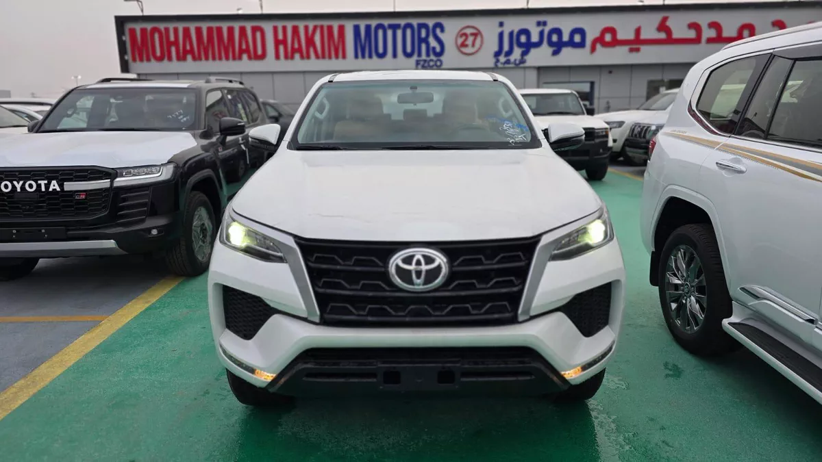 TOYOTA FORTUNER 2.7L PETROL 2026-5-5