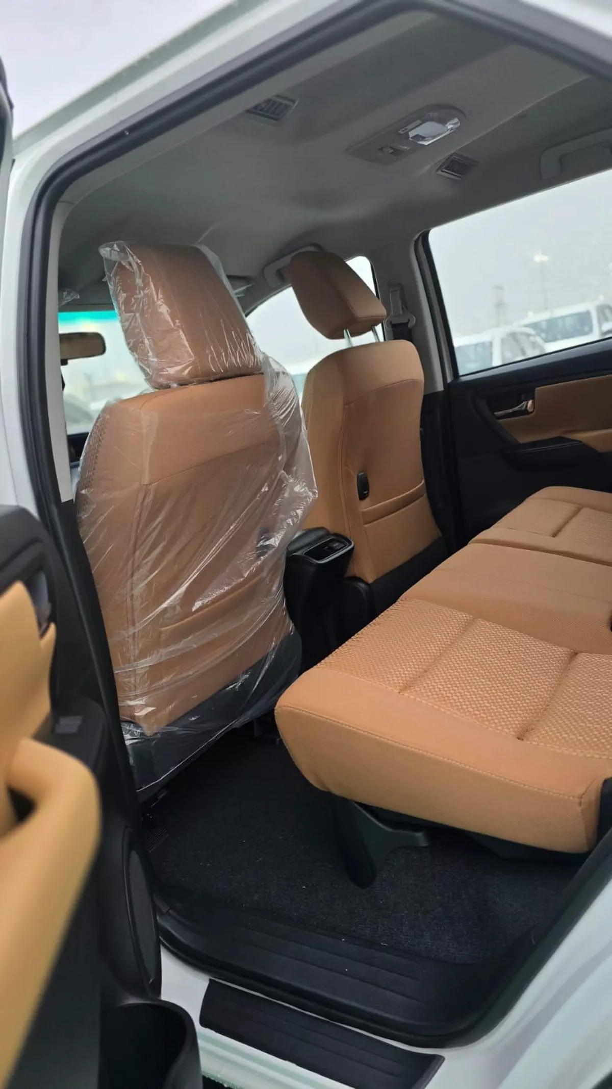 TOYOTA FORTUNER 2.7L PETROL 2026-4-4