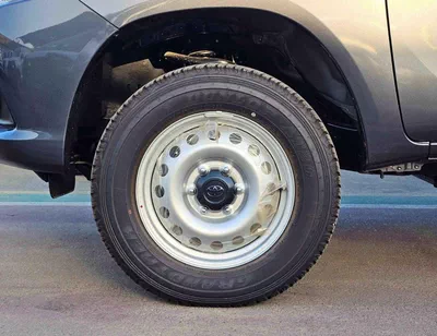 Toyota Hilux TOYOTA HILUX NARROW BODY || DOUBLE CABIN | BASIC 5SEATER | DIESEL 2.4L MT 4WD (CODE # HDB5B) GRAY 20-7