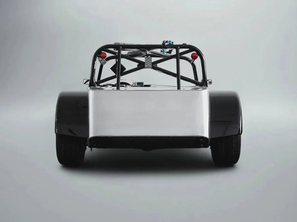 2025 Caterham 420 Race Car / Caterham Race Series inc. 14 Races + Spares Pack  Racing License