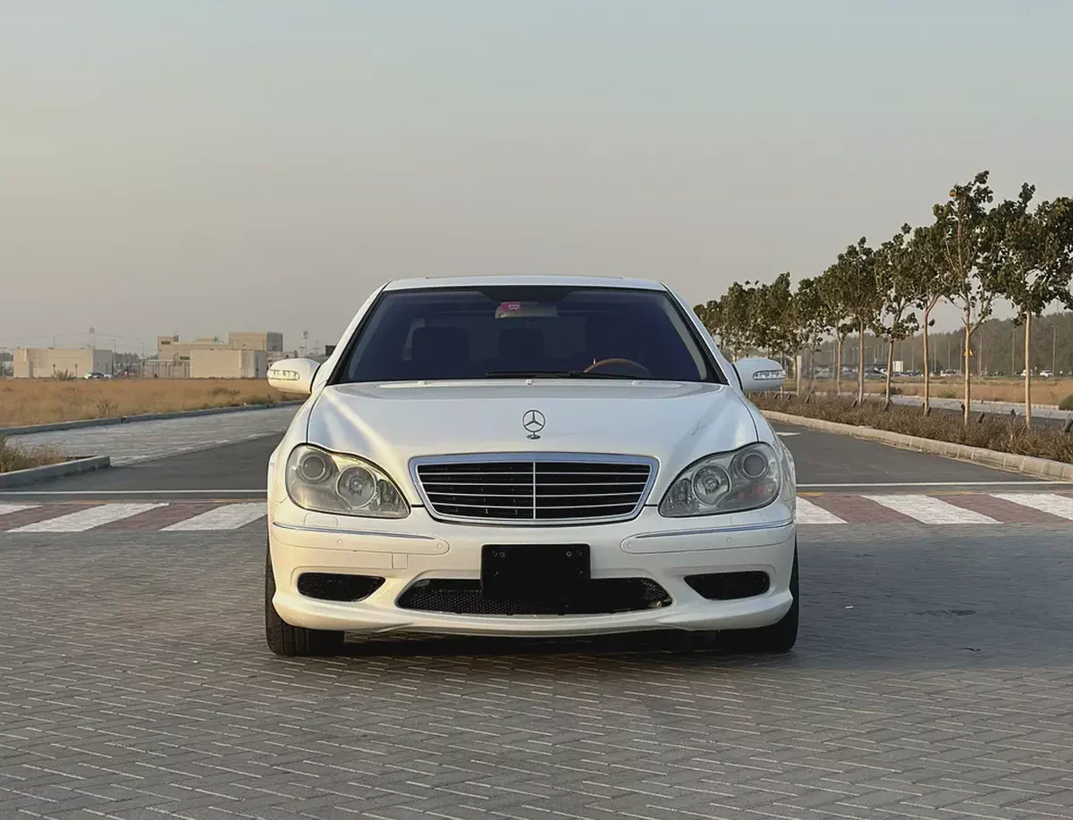 Mercedes-Benz S500 AMG | 5.0L V8 | 2007 | Japanese Specs | 165,000 km | White / Black |-2-2