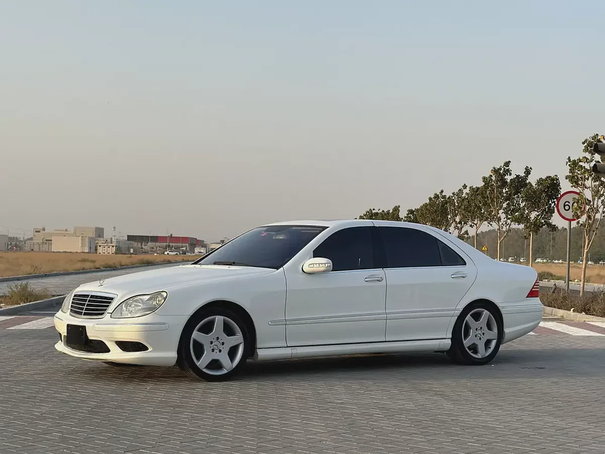 Mercedes-Benz S500 AMG | 5.0L V8 | 2007 | Japanese Specs | 165,000 km | White / Black |-4-4