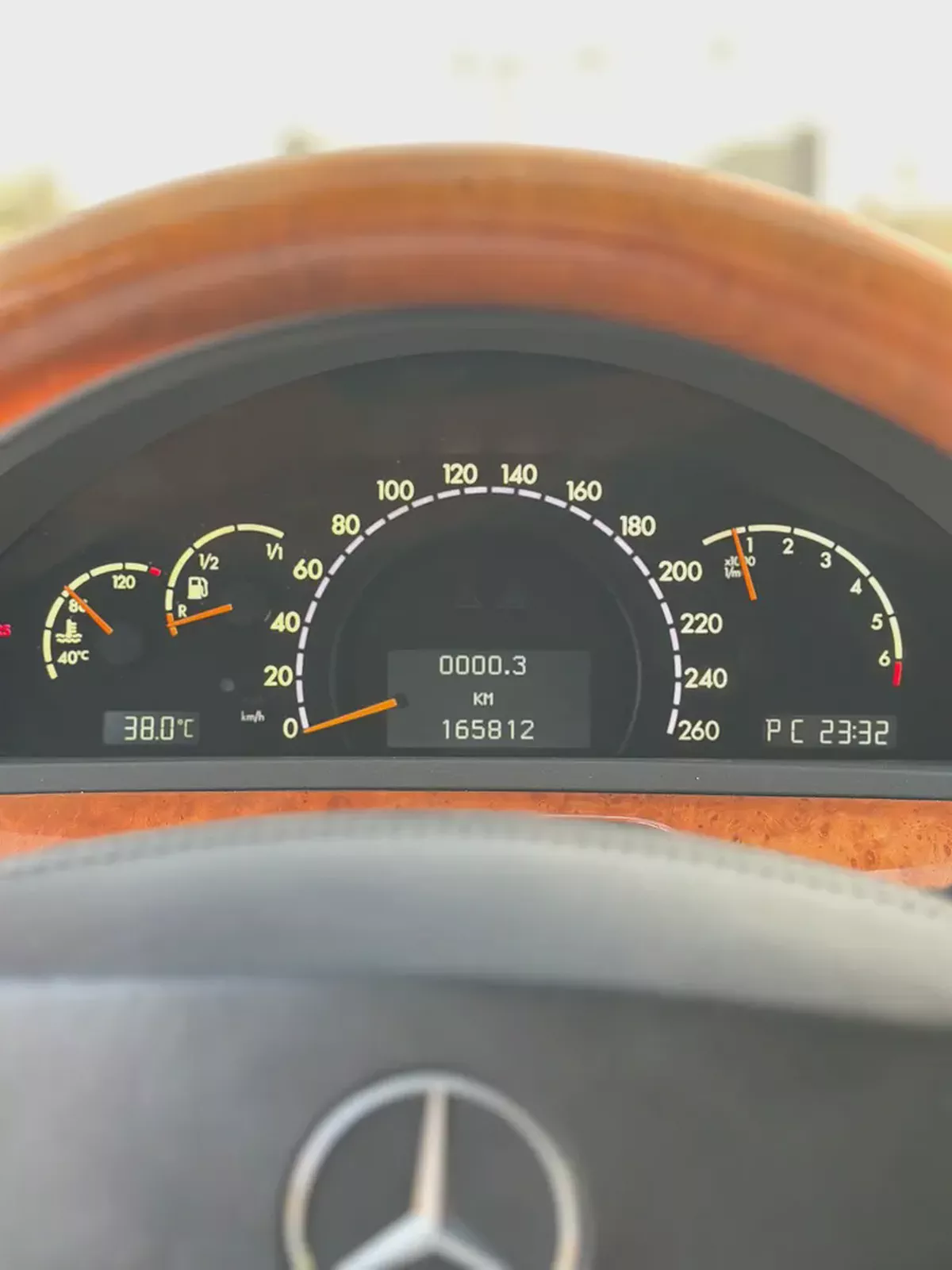 Mercedes-Benz S500 AMG | 5.0L V8 | 2007 | Japanese Specs | 165,000 km | White / Black |-7-7